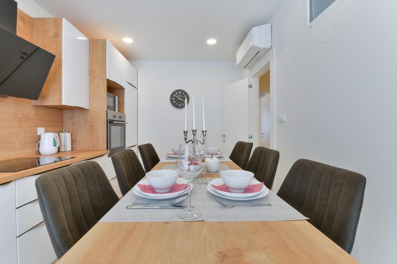 Zara Lumina Apartment Εξωτερικό φωτογραφία