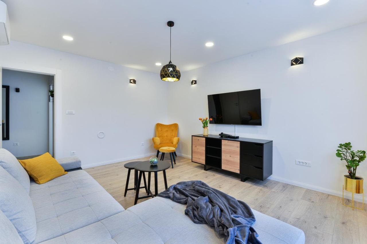 Zara Lumina Apartment Εξωτερικό φωτογραφία